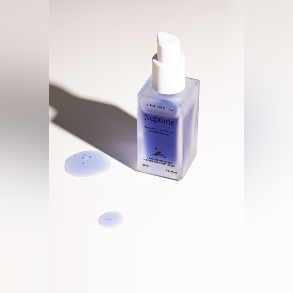 Luna Nectar Neptune Hyaluronic Acid Hydrate & Blur Serum